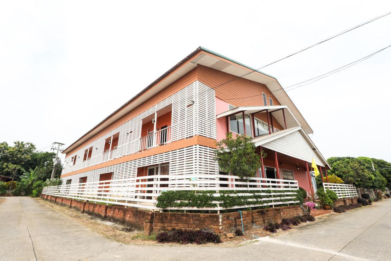 Oyo 359 Golden Nakara Place Chiang Saen Exterior photo